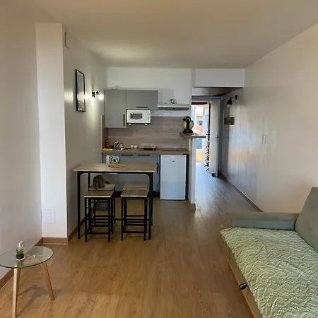 Acces * סיס-פור-לה-פלאז'